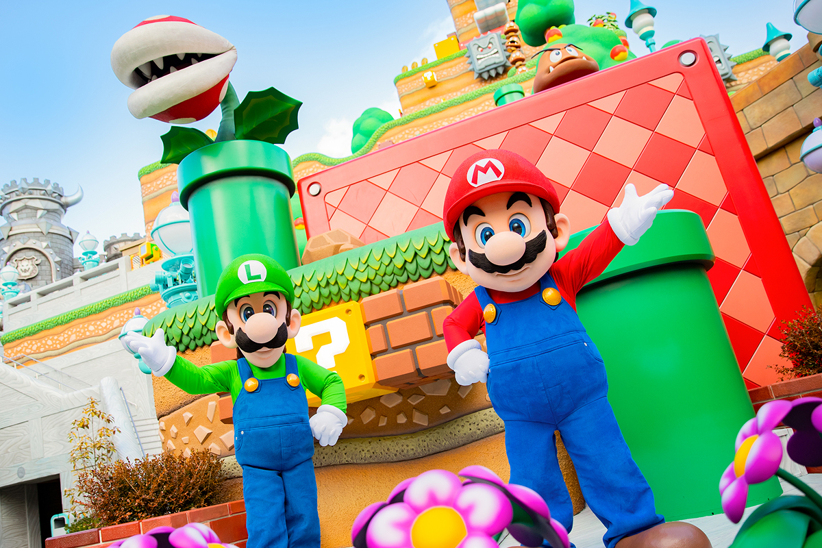 Participate in Mario & Luigi or Princess Peach Meet-Up.