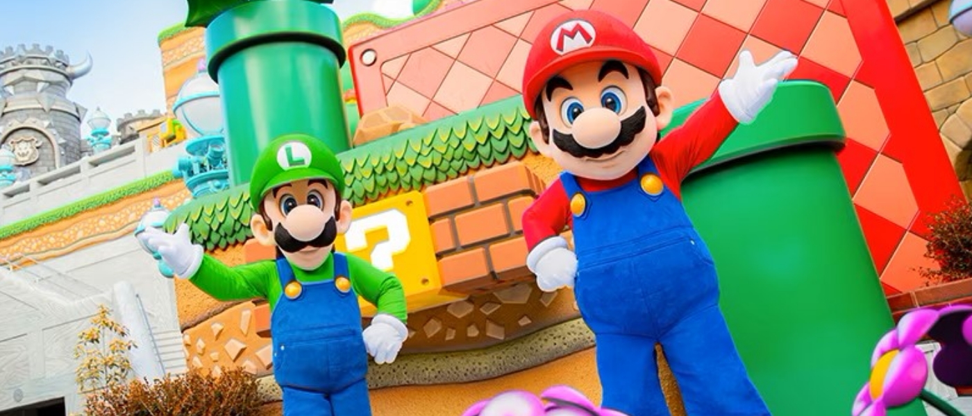 出迎えるマリオとルイージ