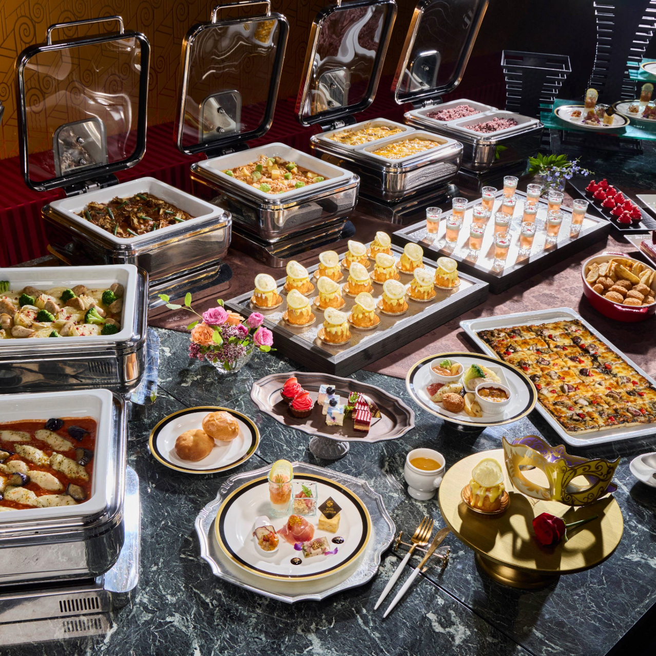 東野圭吾原作『マスカレード』シリーズ 「狙われた仮面舞踏会