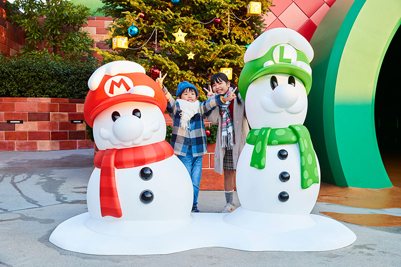 超級任天堂世界2022冬季裝飾，瑪利歐兄弟雪人